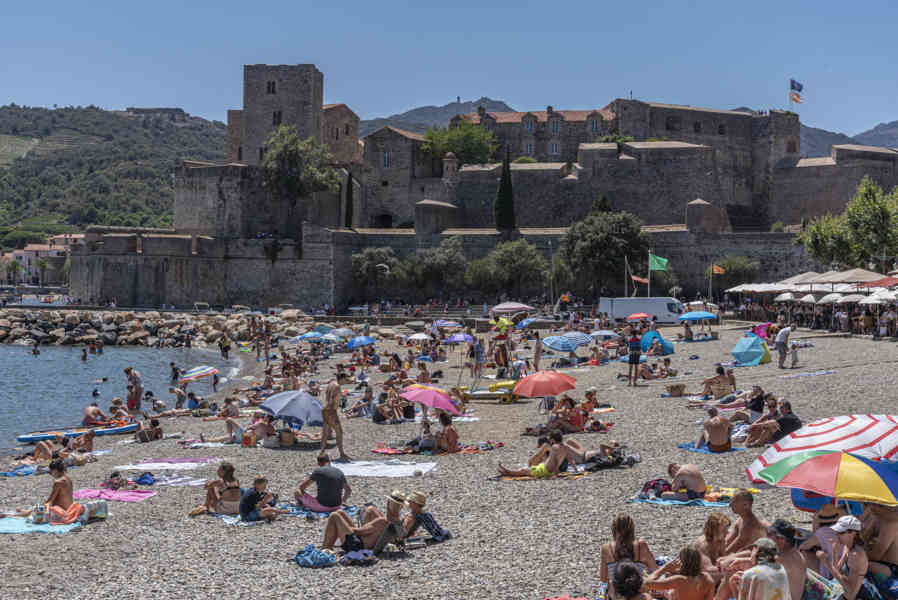 Francia - Collioure 006 - playa de Collioure.jpg